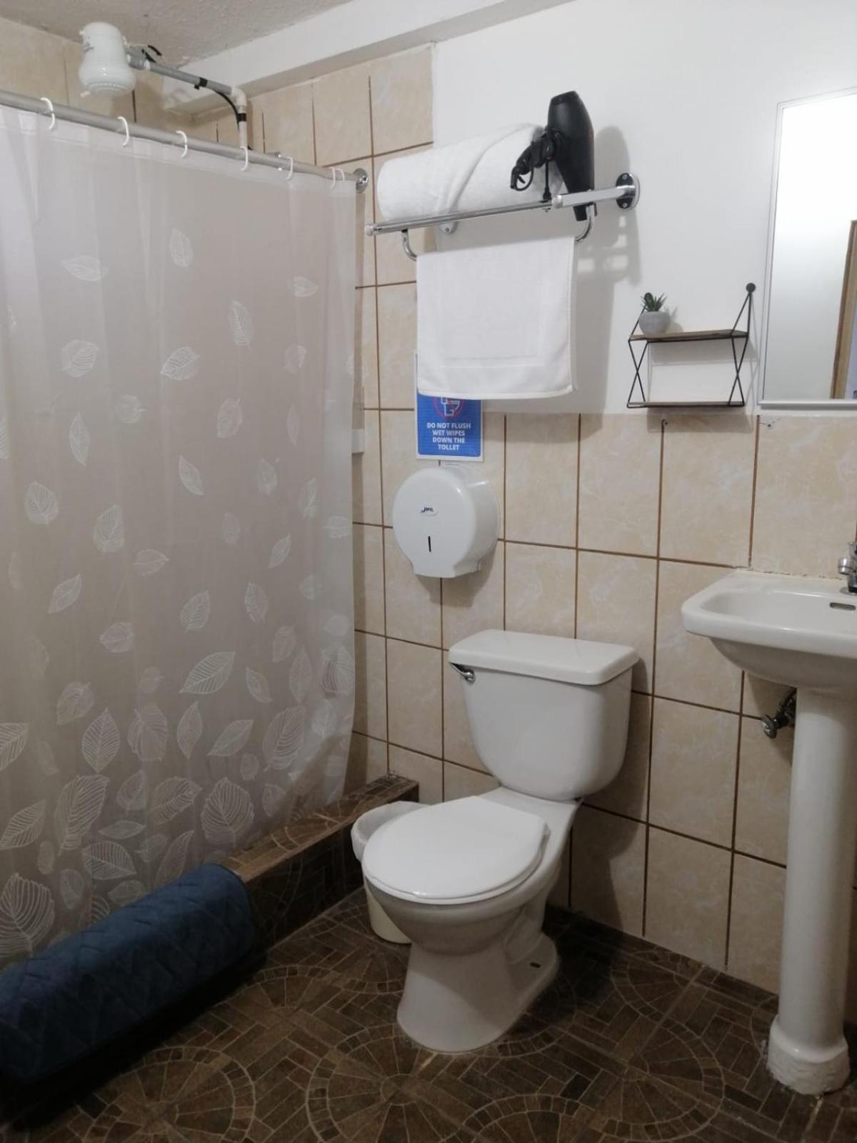 Global Airport Inn Free Shuttle Guatemala City Exterior foto
