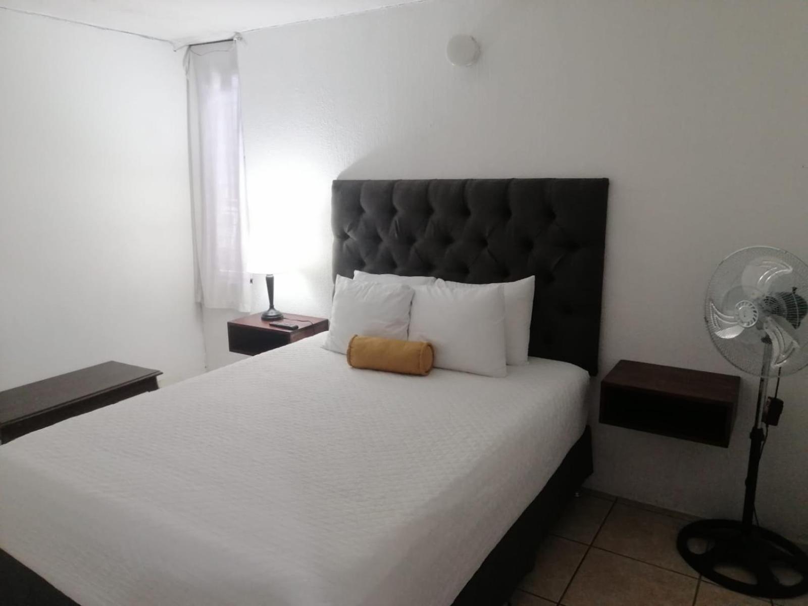 Global Airport Inn Free Shuttle Guatemala City Exterior foto